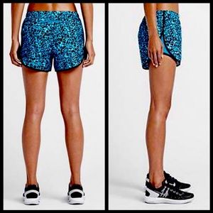 Nike Womens Dri Fit Modern Embossed Tempo Running Shorts,Blue